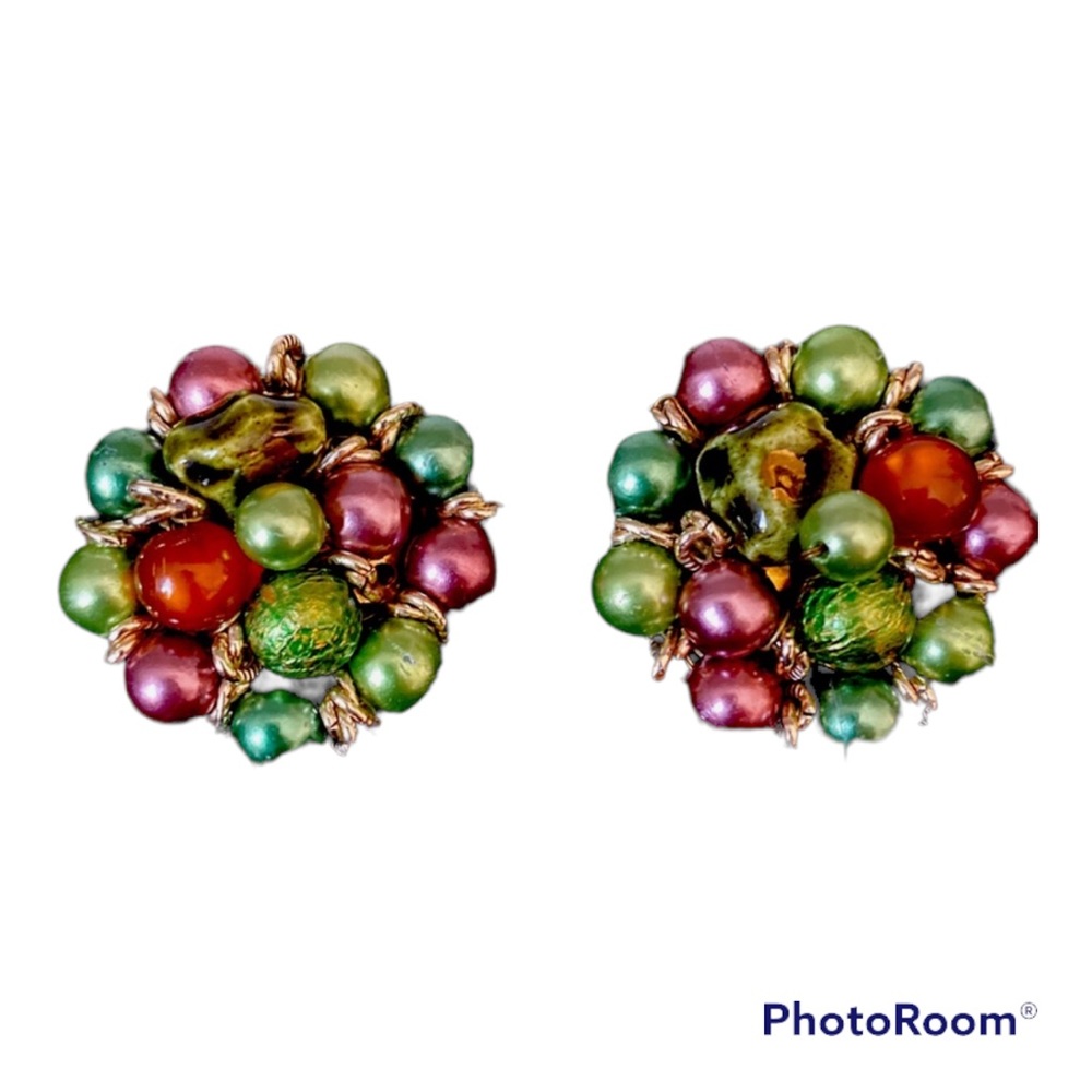 Vintage clip on earrings green and pink
